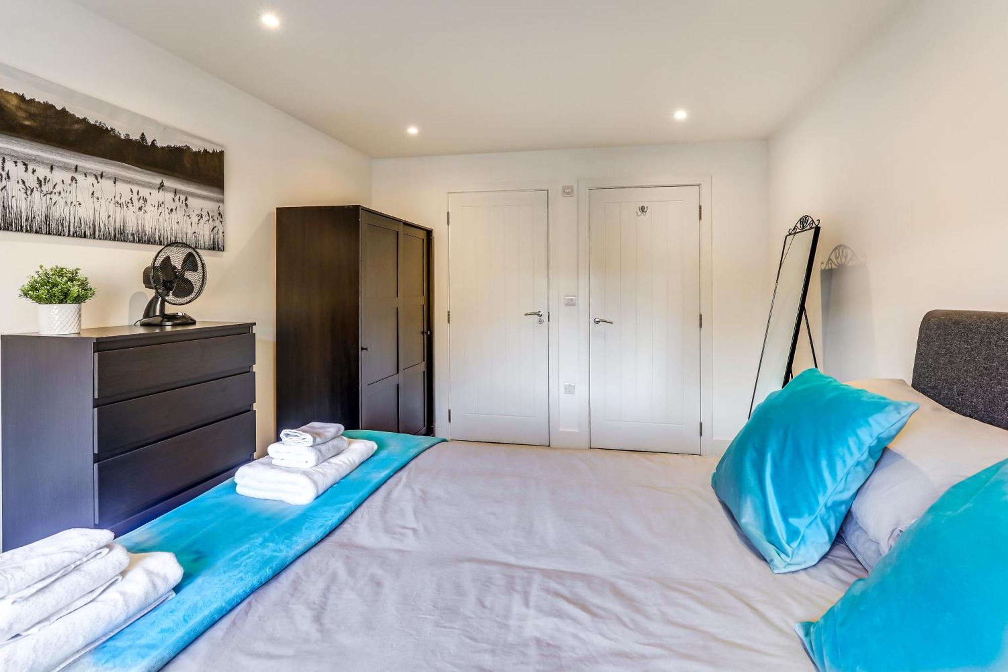 Exceptionally Spacious Central Canterbury Home Exterior photo